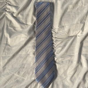 Tasso Ella tie